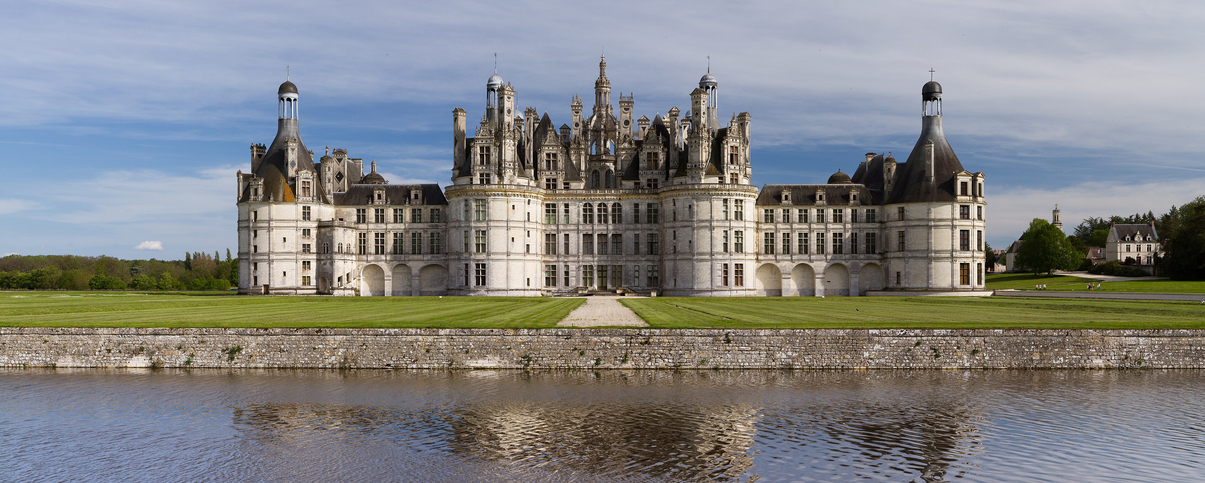 chambord-castle.jpeg